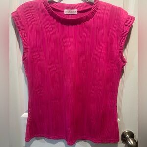 Women's Textured Cap Sleeve Top in Hot Pink